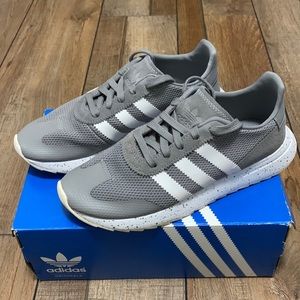 Adidas FLB W SNEAKER